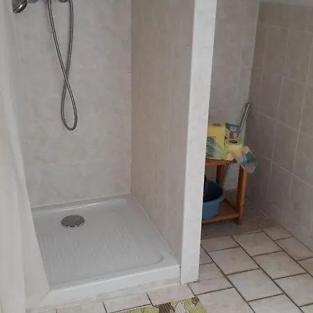 Ubytovaci Zarizeni * Lovosice